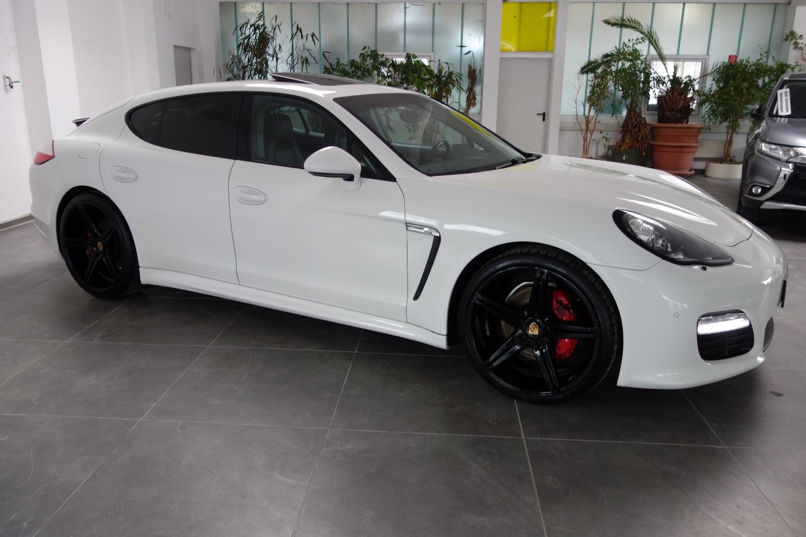 Porsche Panamera 4S 4.8 V8 400ch PDK Pack GTS Design 22" BOSE Toit ouvrant Échappement sport Caméra PASM