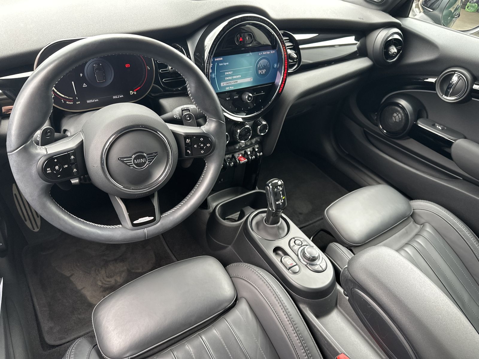Fahrzeugabbildung MINI John Cooper Works Cabrio NAV+LED+ACC+H&K+18ZO+KA