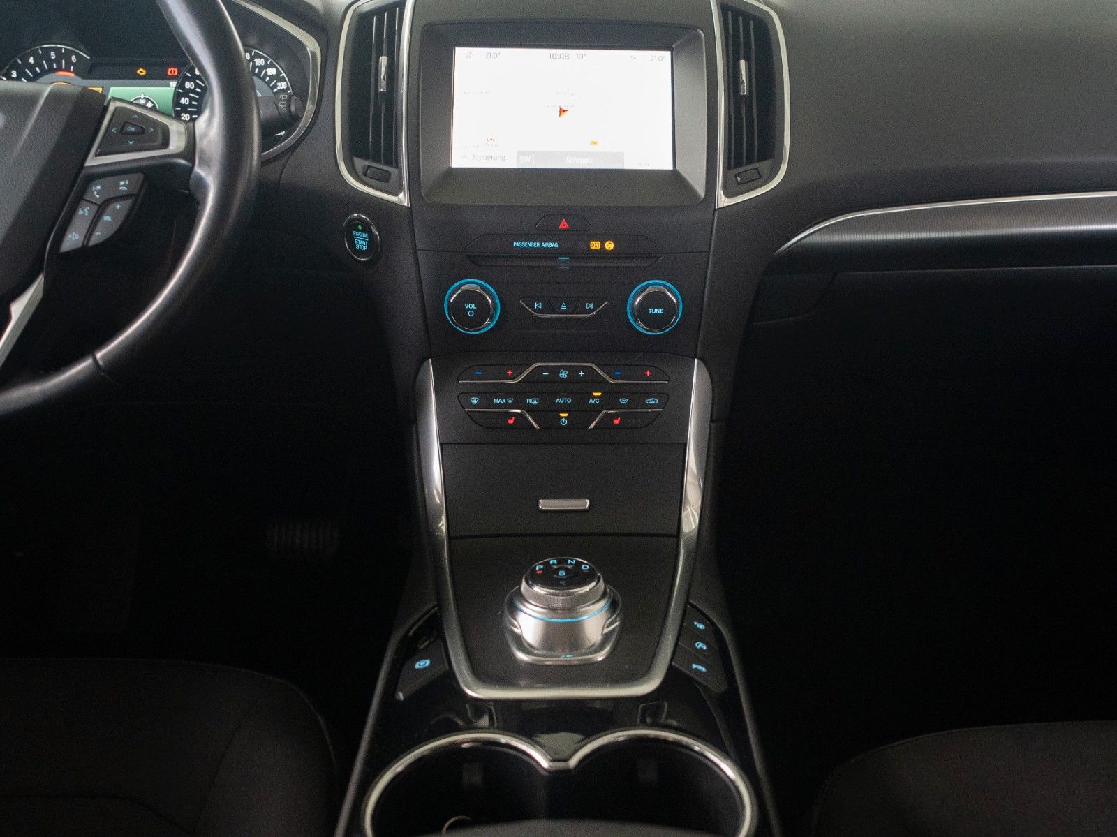 Fahrzeugabbildung Ford Galaxy Titanium/NAVI/AUTOMATIK/7-SITZER/WINTER