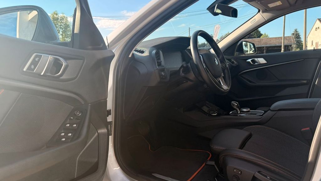 BMW 120 d xDrive SPORT/RFK/SPORTSITZ/NAVI/LED/DAB, Bild 7