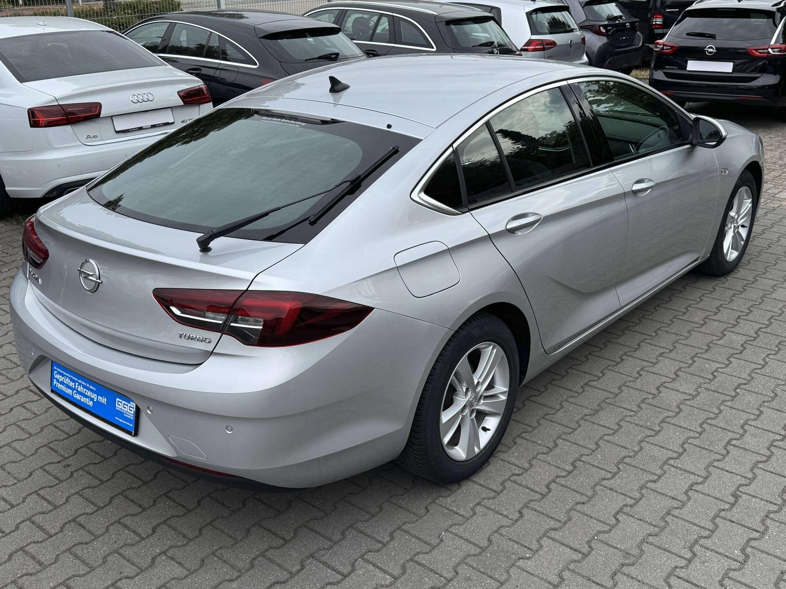 Opel Insignia Innovation 1.5 TURBO AUTOAMTIK*NAVI*LED