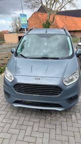 Ford Tourneo Courier 1.0 EcoBoost 74kW Titanium T... - Ford Tourneo Courier von privat