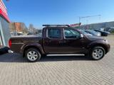 Nissan Navara Double Cab LE EVO V6 4X4/Kamera/Navi/Temp - Nissan Navara mit Diesel-Antrieb: V6