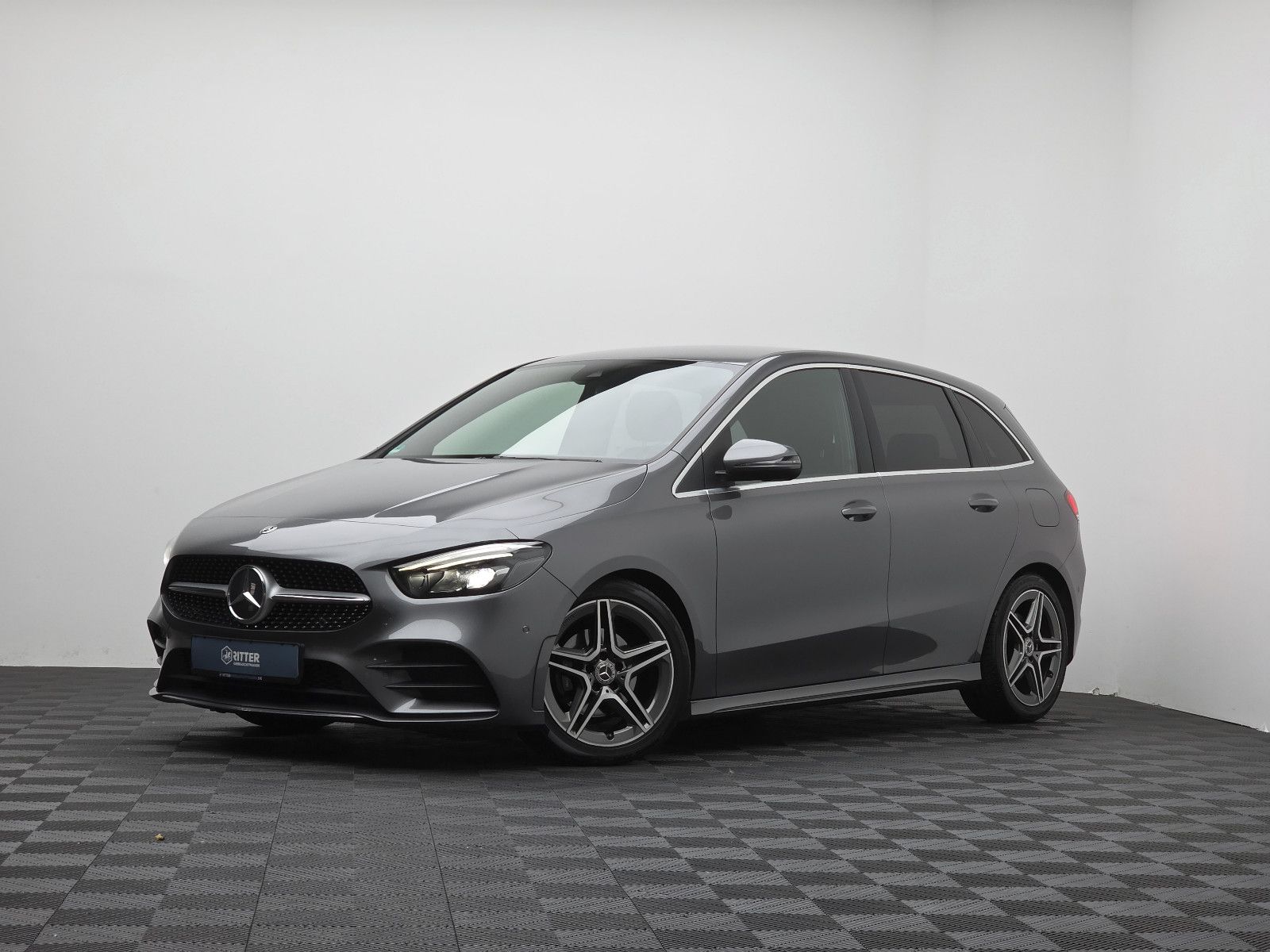 Gebrauchtwagen Mercedes-Benz B B 200 AMG Line 7G-DCT LED STANDHZG KAMERA MBUX in Münster