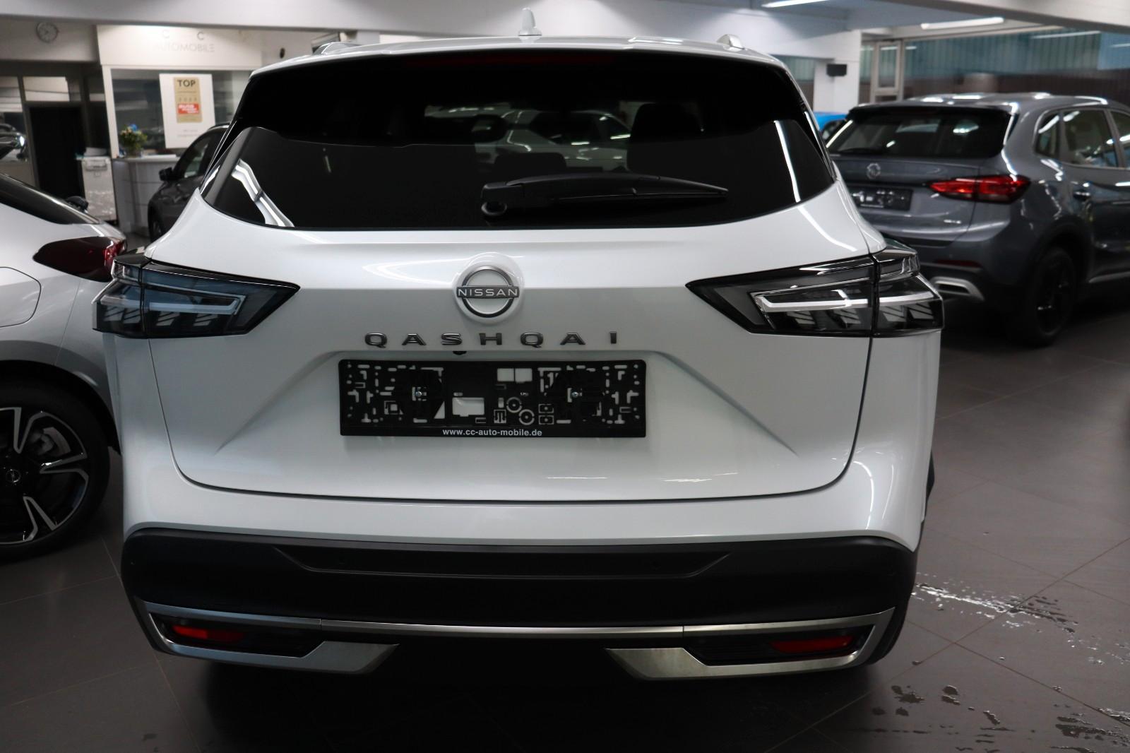 Nissan Qashqai 1.3 Tekna Pano Leder HUD 360° 19" SOFORT, миниатюра 5