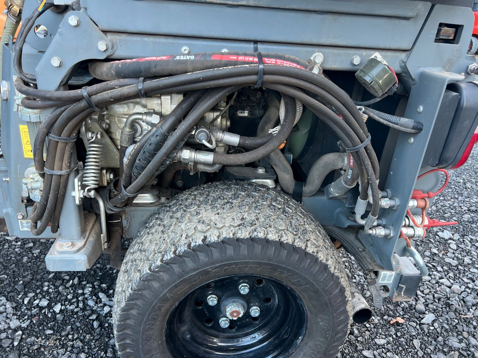 Fahrzeugabbildung Kaercher MIC C /  nur 197h! / Kehrmaschine / 2021