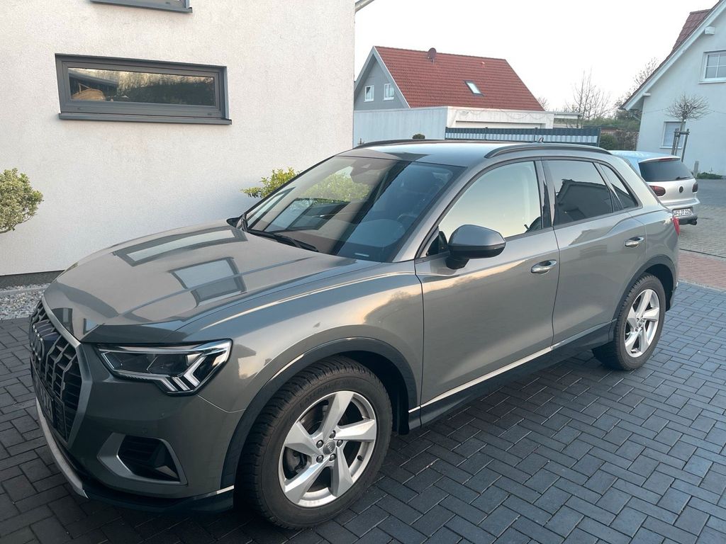 Image of Audi Q3