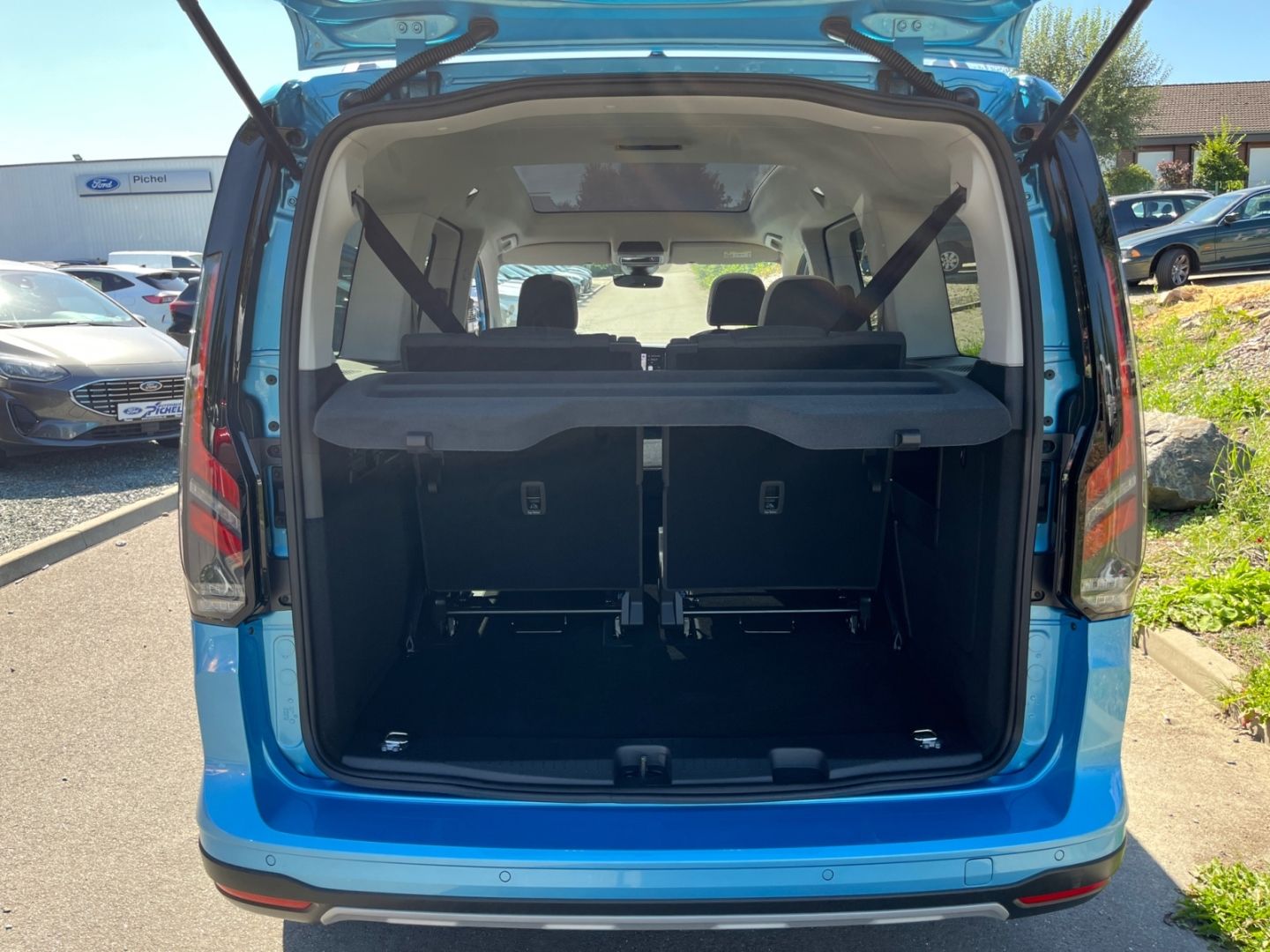 Ford Tourneo Connect - Bild 20