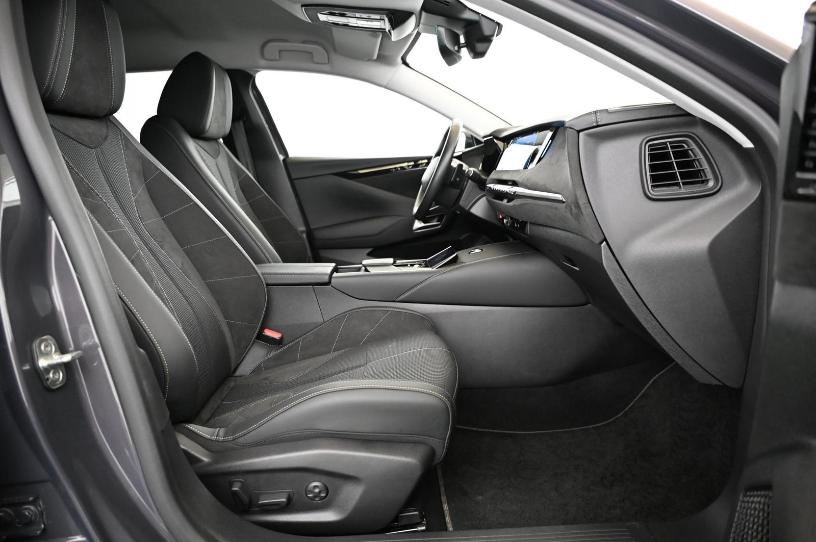 DS Automobiles DS4 1.6 E-Tense 225 Etolie Alcantara UVP 53.000 