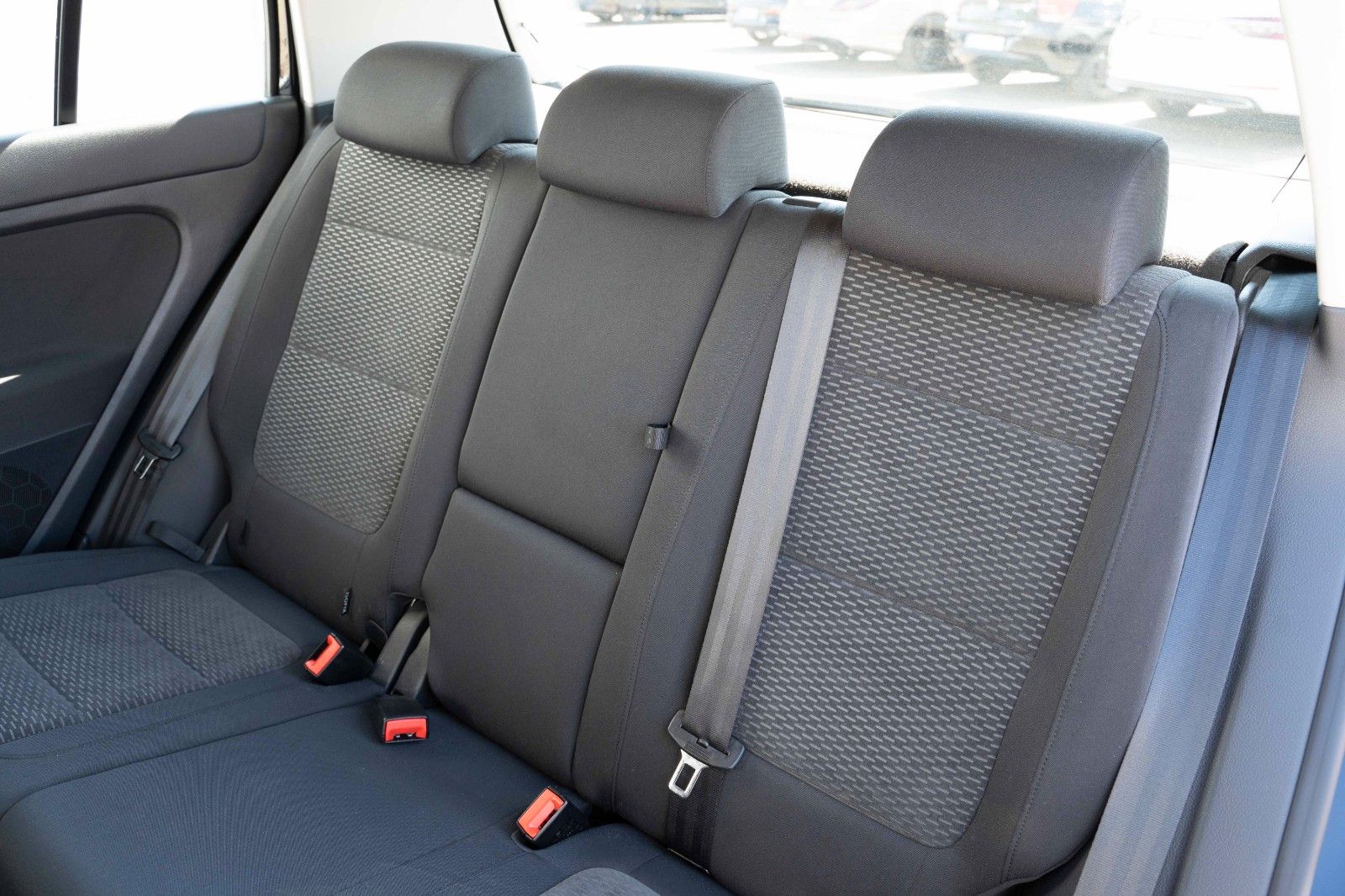 Fahrzeugabbildung Volkswagen GOLF PLUS VI 2.0 TDI COMFORTLINE DSG PDC AHK