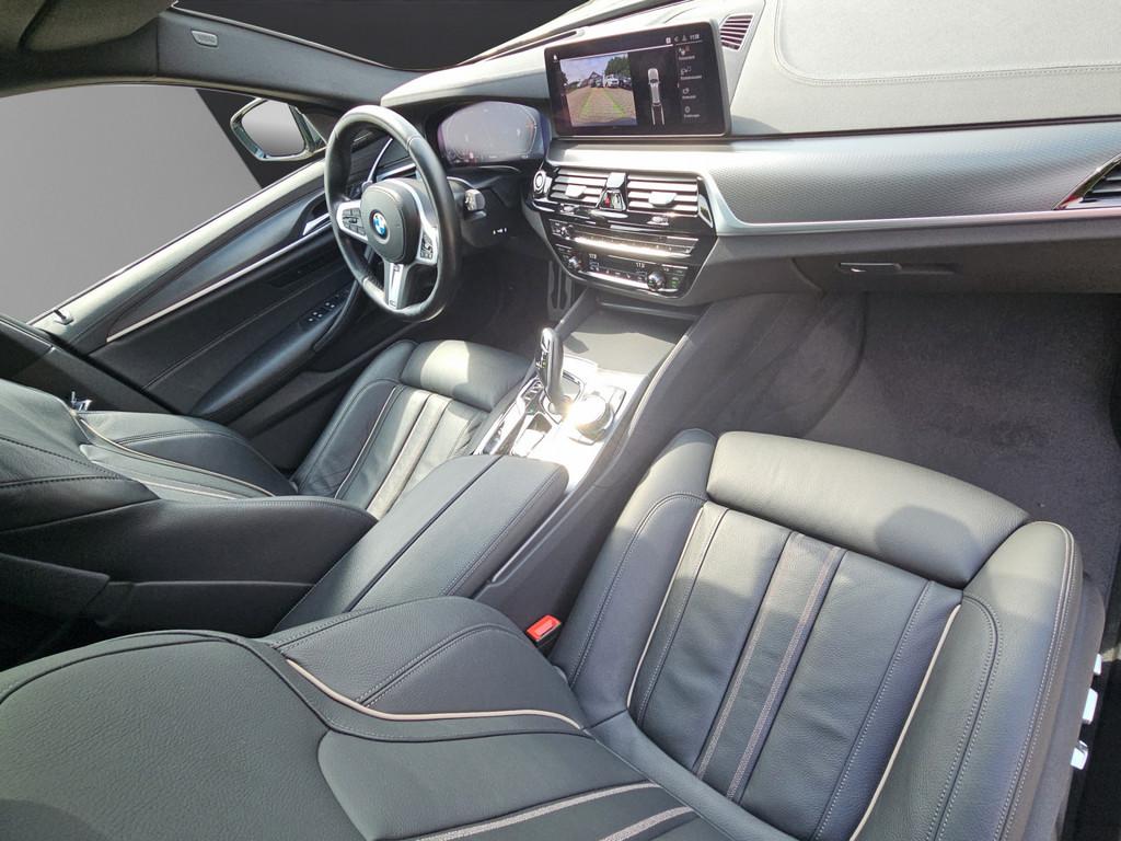 BMW 530d T. M-SPORT LASER HUD PANO KAMERA H/K AHK