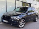 BMW X5 4.0 d xDrive HUD/SZH/LED/Leder/Ambi... - BMW X5 mit Diesel-Antrieb: 4.0