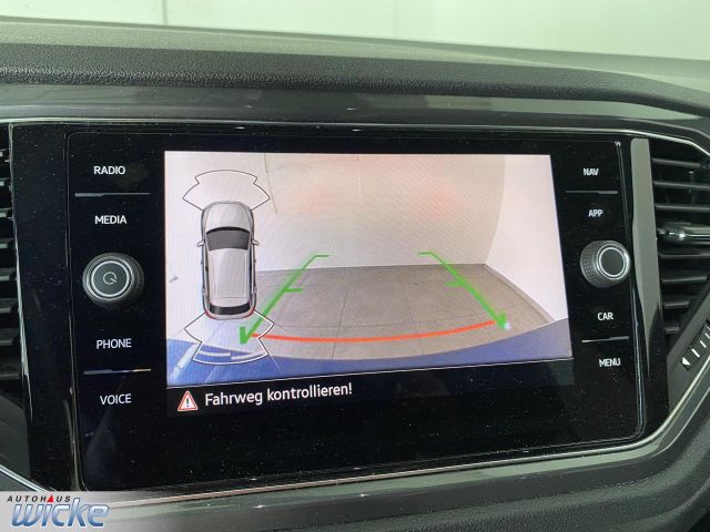 T-Roc 1.5 TSI DSG Sport NAVI KLIMA AHK LED PANO