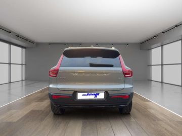 Volvo XC40 Plus Dark 2WD