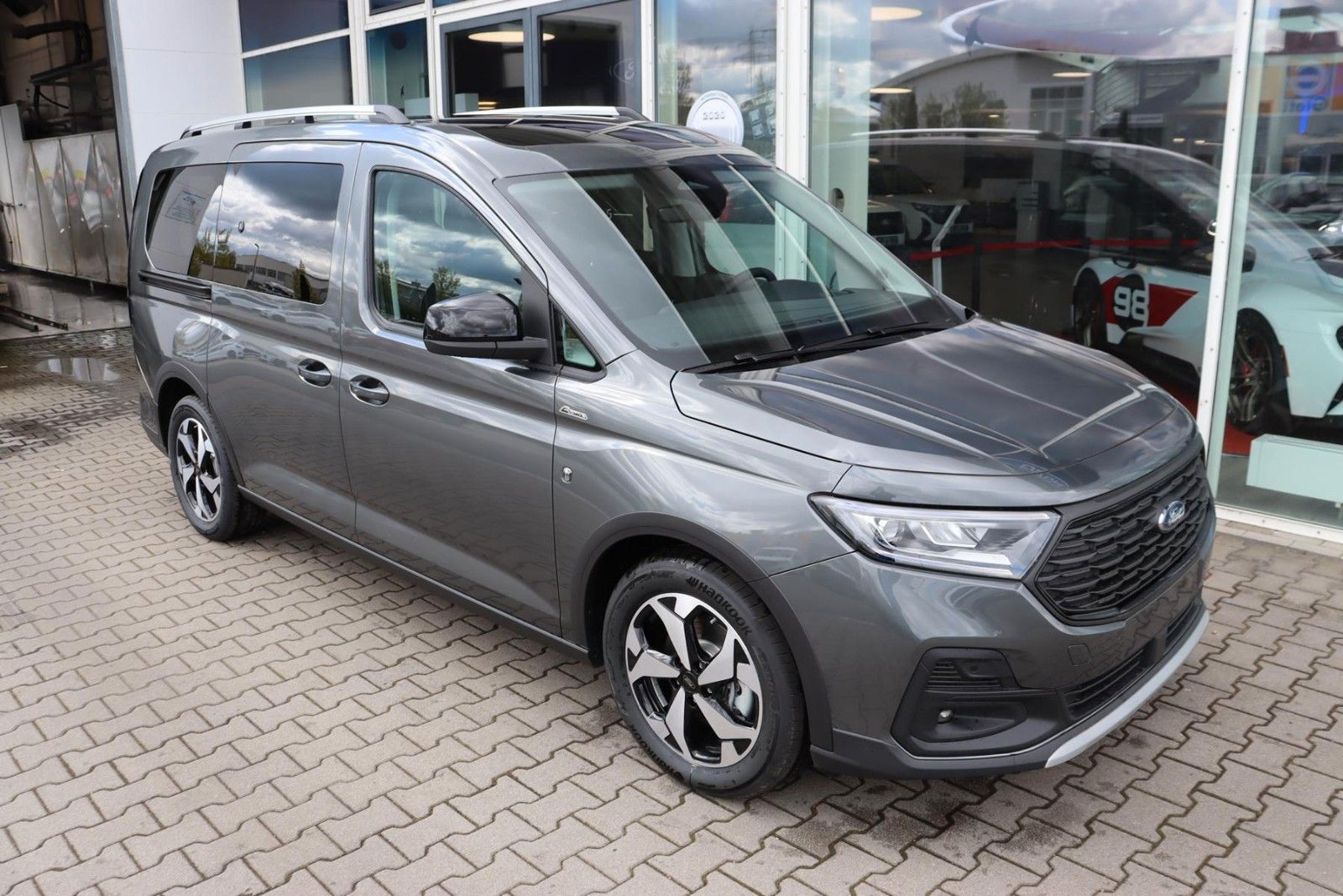 Ford Grand Tourneo Connect Active L2 4x4 3,99 FIN*mgl imagem 2