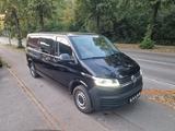 Volkswagen T6 Kombi*DSG*LED*5SITZER*AHK*DOPPEL-SCHIEBETÜR - Volkswagen T6 Kombi in München