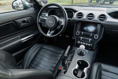 Fahrzeugabbildung Ford Mustang Bullitt Fastback*Edelbrock*