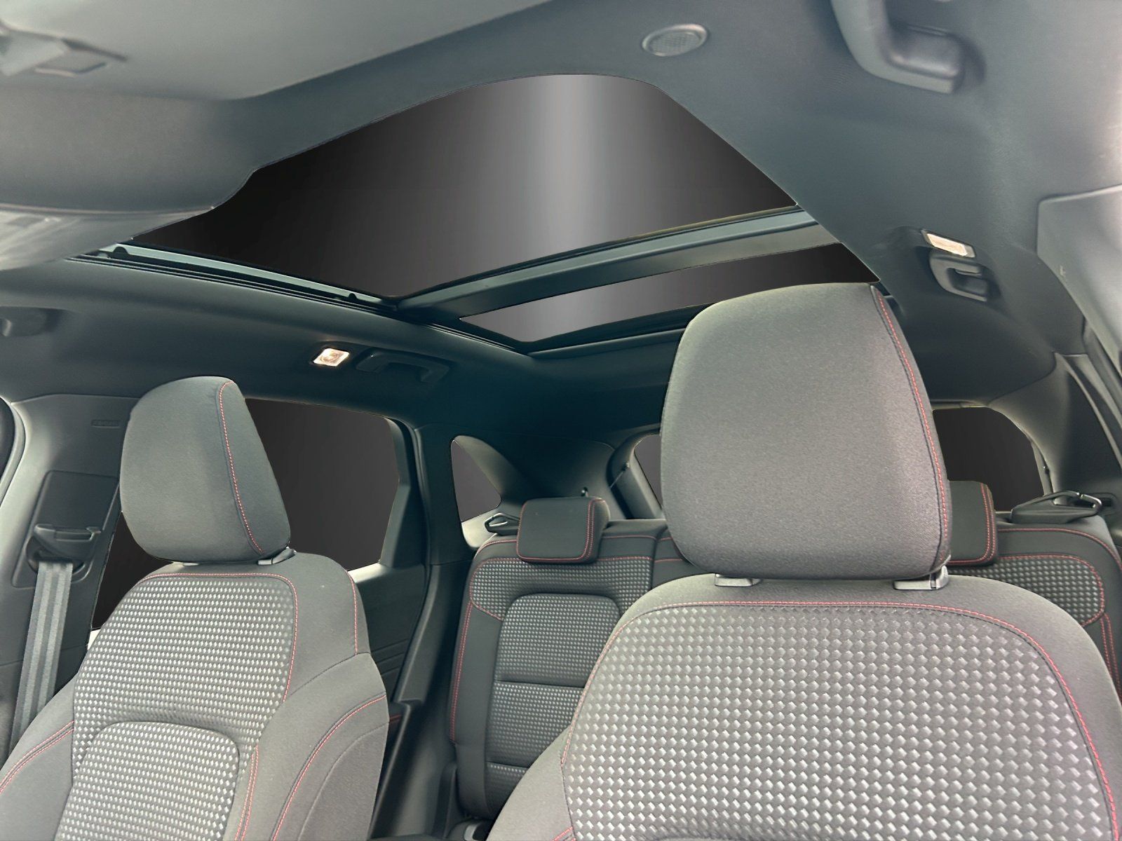 Fahrzeugabbildung Ford Kuga 2.5 PHEV ST-Line Aut./ACC/KAMERA/PANO/SHZ/