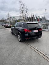 BMW X5 xDrive 40 d Motor 36000Km - BMW X5 mit Diesel-Antrieb: Massagesitze