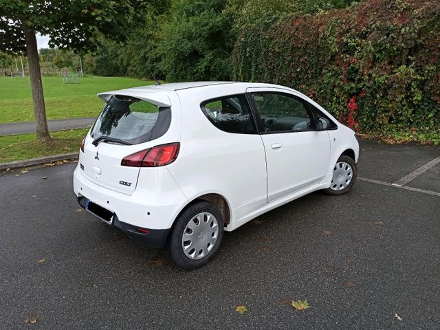 Mitsubishi Colt, Model 2013, Top Gepflegt,...