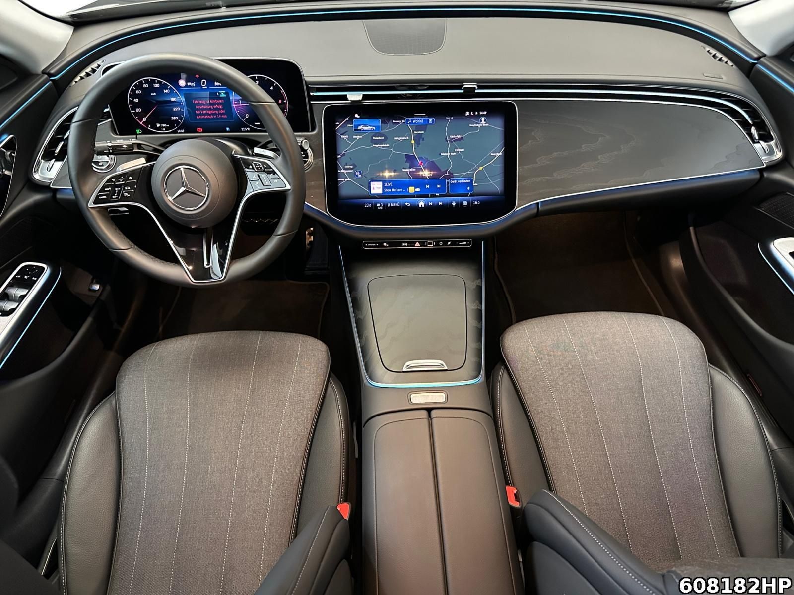 Mercedes-Benz E 220 d Avantgarde AHK Distronic Ambiente + foto 12
