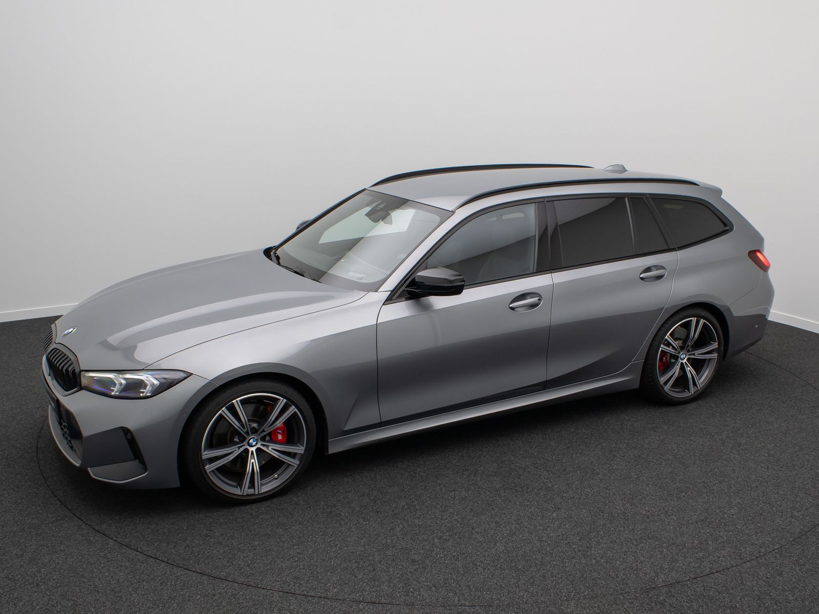 Fahrzeugabbildung BMW 330d M Sport HUD Kamera DAB Alarm Komfort 19Zoll