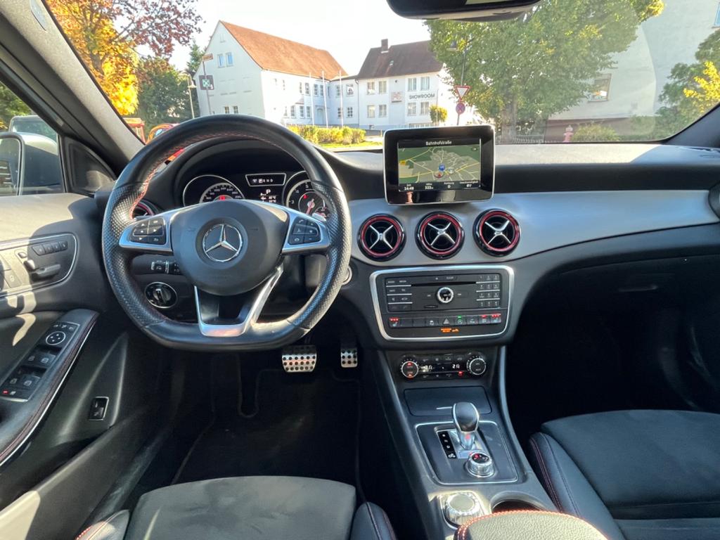 Mercedes-Benz GLA 45 AMG