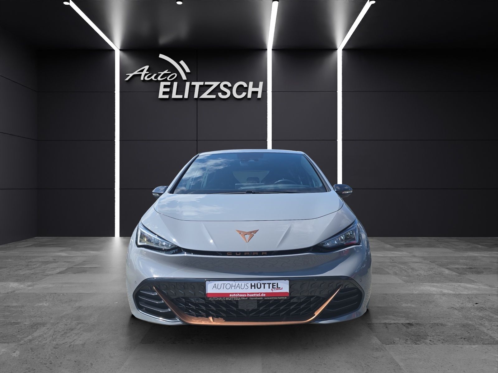 Fahrzeugabbildung CUPRA Born LED Navi ACC 4xSHZ RFK AREA VIEW
