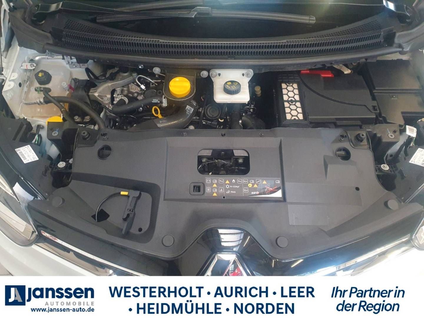 Fahrzeugabbildung Renault SCENIC BOSE Edition ENERGY TCe 140