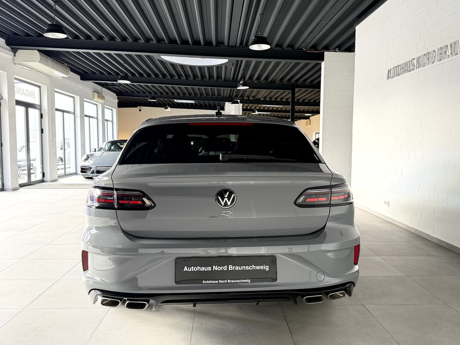 Volkswagen Arteon Shooting Brake R 2.0 TSI IQ Pano HUD AHK foto 6