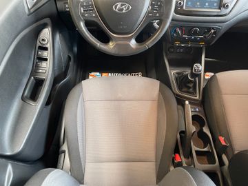 Hyundai i20 YES! *SPURASSIST*APPLE&ANDROID*KAMERA*LK.HZ