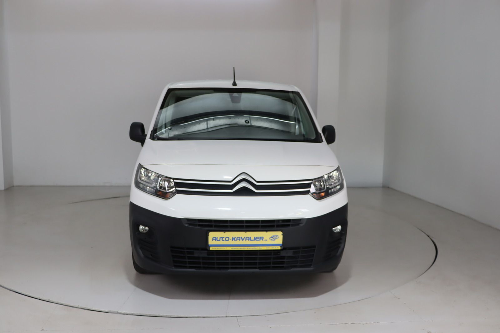 Fahrzeugabbildung Citroën Berlingo Kasten * Navi * Anhängerk. * Lang