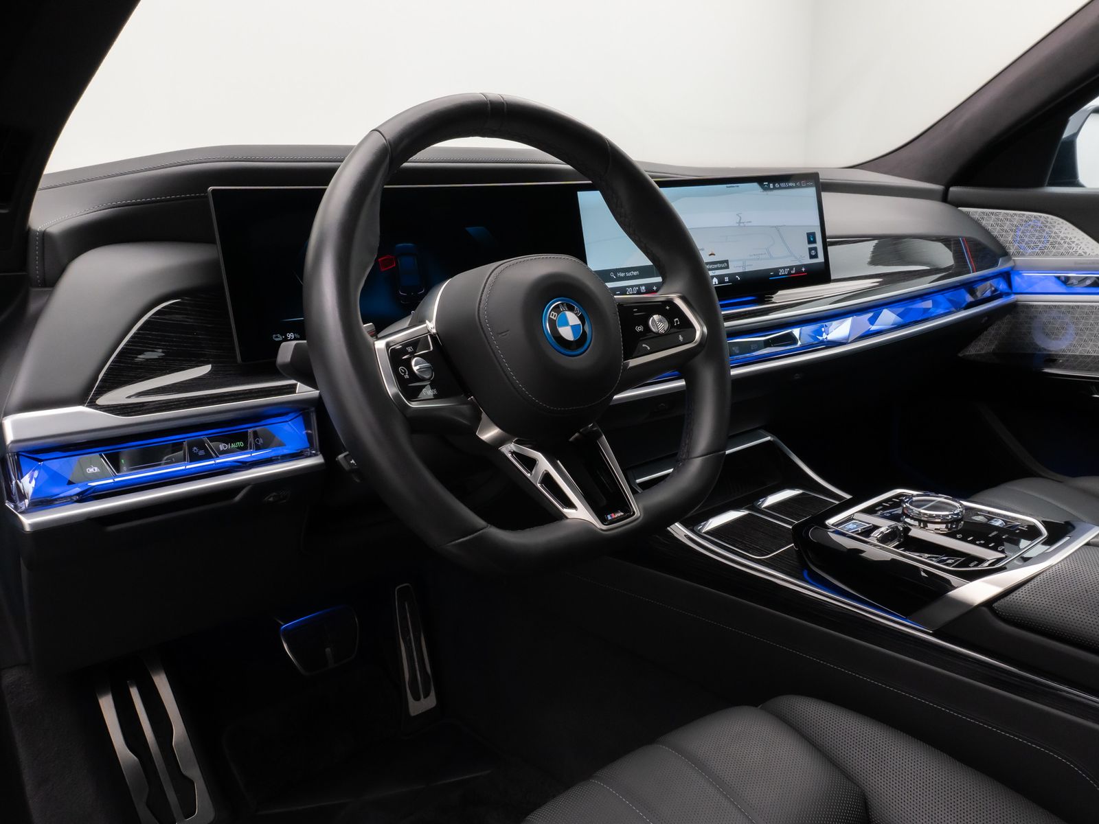 Fahrzeugabbildung BMW i7 xD60 M Sport 360°Pano B&W FondEnt SoftCL VOLL