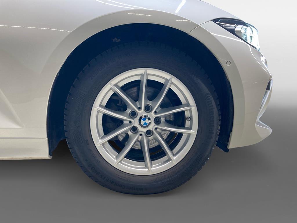 BMW 318 i Touring Aut. AHK+ACC+SHZ+Fernlichtass.+, миниатюра 13