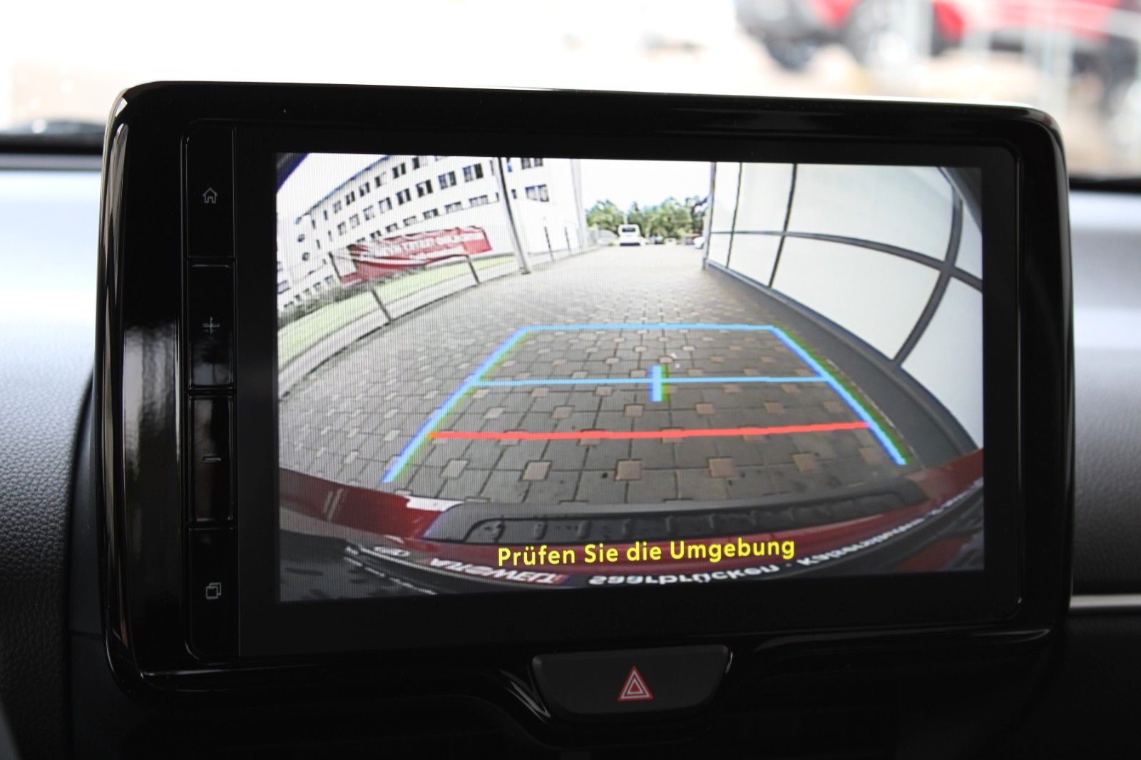 Fahrzeugabbildung Toyota Yaris Hybrid Teamplayer + Comf.-/Safety-Paket