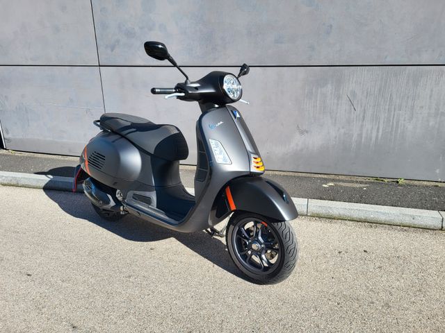 Vespa GTS 300 Super Sport " Keyless, LED