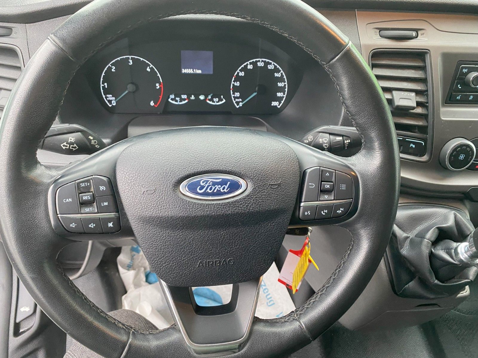 Fahrzeugabbildung Ford Transit Custom Kasten 320 L2 Trend,AHK,34555Km,