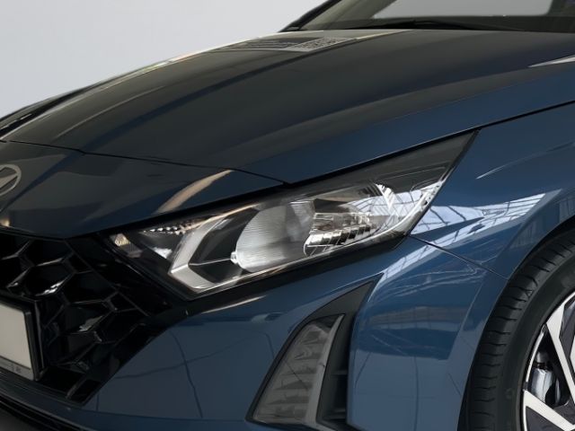 Fahrzeugabbildung Hyundai i20 (MY25) 1.0 T-GDI (100 PS) 6-MT 2WD Trend Nav