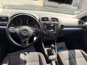 Volkswagen Golf - 10