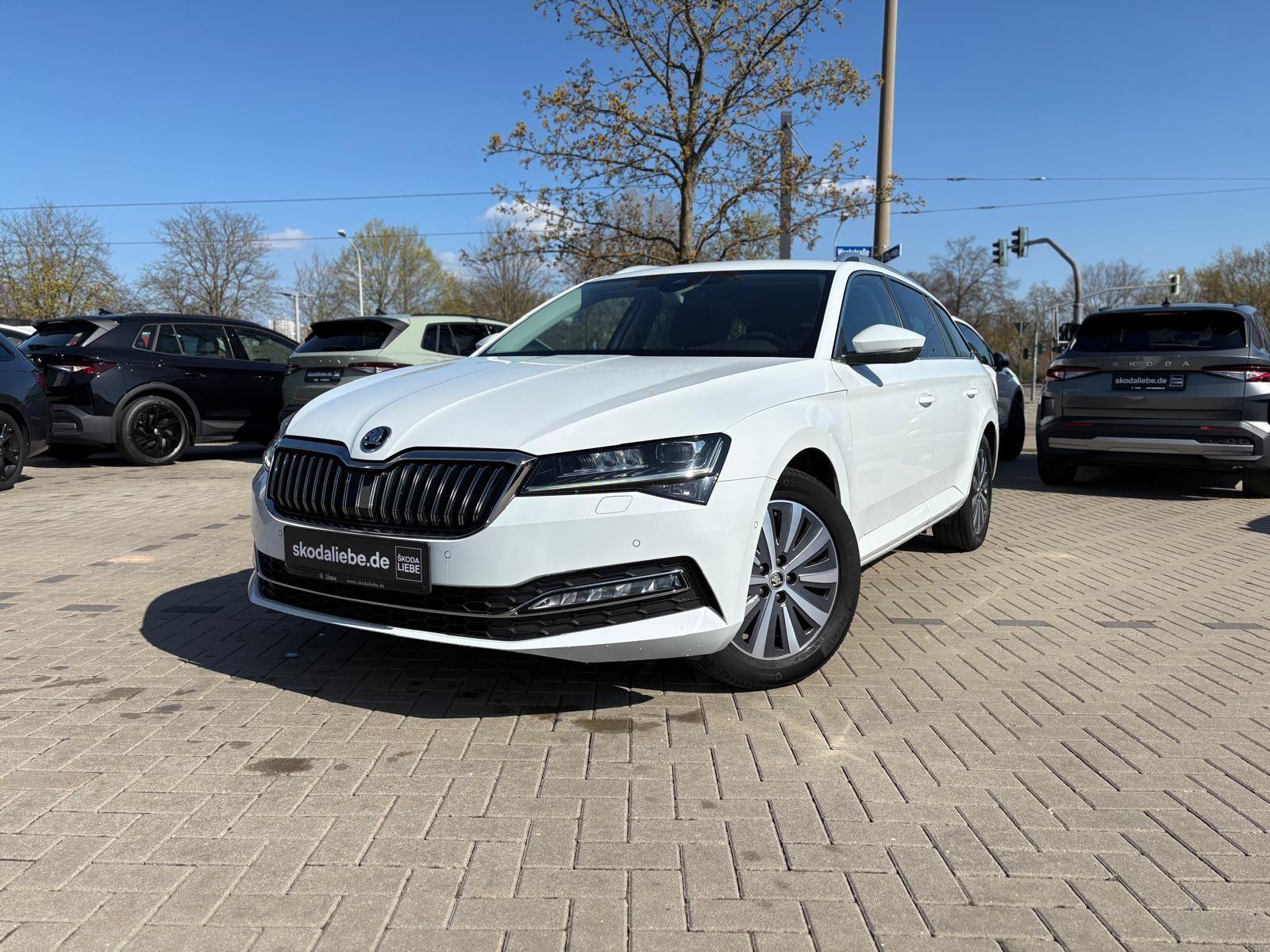 Skoda SUPERB COMBI STYLE 2.0TDI LED NAVI 360 GRAD KAM