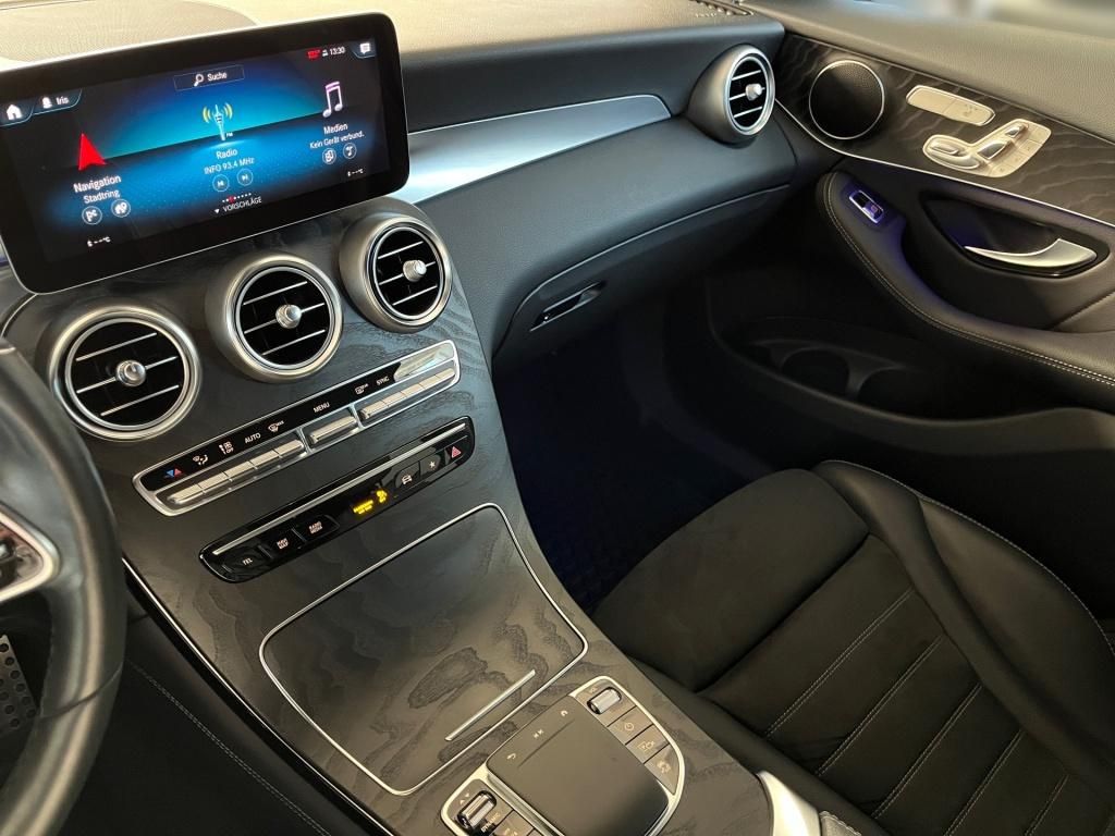 Fahrzeugabbildung Mercedes-Benz GLC 300 4M Coupé AMG ACC Memory LED-ILS Kamera