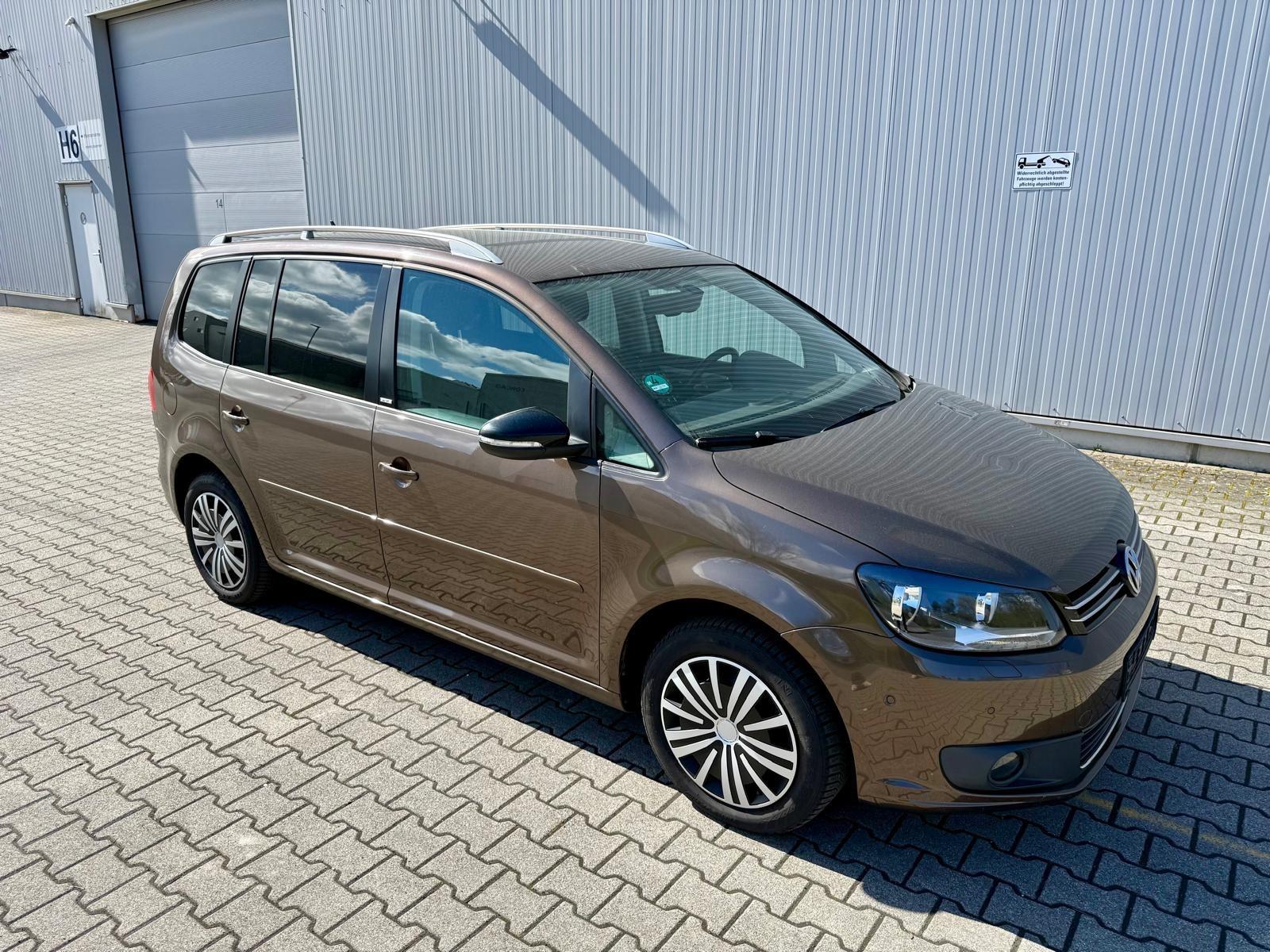 Volkswagen Touran2,0 TDI AHK