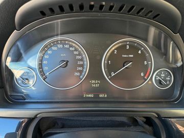 BMW 520 - 7