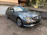 Mercedes-Benz E 200 E -Klasse Lim. E 200 BlueTec*2.HAND*58TKM* - Mercedes-Benz E 200: Limousine