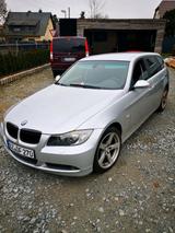 BMW 325 xi Allrad  TÜV neu - BMW 325 aus 2006: 325xi