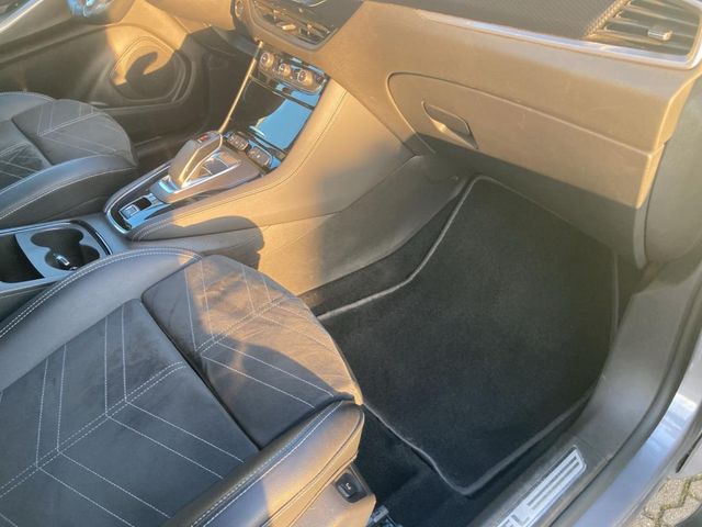 Opel GRANDLAND HYBRID 1.6 TURBO 133KW180PS ULTIMATE