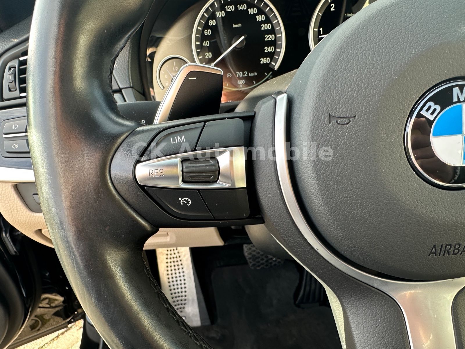 Fahrzeugabbildung BMW 520d Touring M-Sport/Shadow-Line/Navi/Pano/Kam.