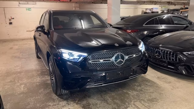 Mercedes-Benz GLC 300 e 4Matic Premium Plus Head -Up