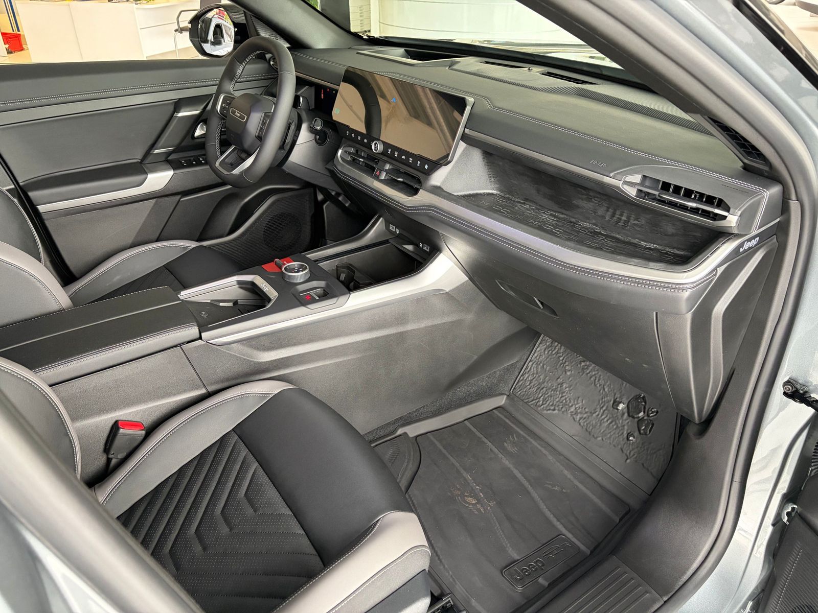 Jeep Compass - Bild 12