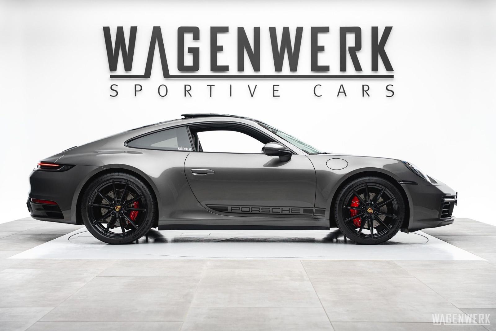 Porsche 992 Carrera 4S Coupe PDK GLASDACH GANZLEDER MATR